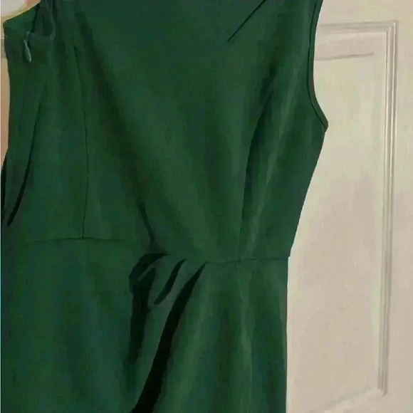 BNWT Pretty Gardens Green Womens Dress size Med - Picture 2 of 15